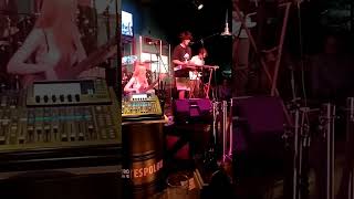 Eventi musica dal vivo Roma Bera e la sua band live al Plugnpay presso Chattanooga Saloon Appia RM [upl. by Klos572]