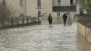 En Bourgogne un village inondé par la crue subite des cours deau  AFP Images [upl. by Hess]