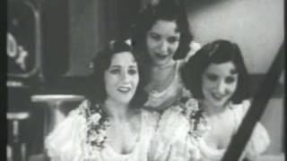 The Boswell Sisters in 1932 with quotCrazy Peoplequot [upl. by Eivad]