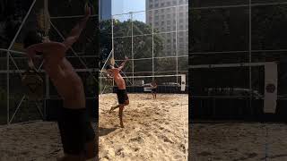 Pontaço na simples entre Matheus Giovanini e Thales Santos Feras demais 💣🌪️ beachtennis play [upl. by Zetrac]