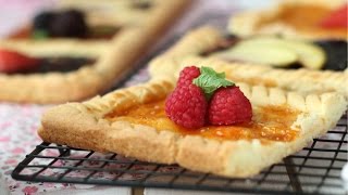 Crostata con marmellata e frutta fresca [upl. by Ayeka125]