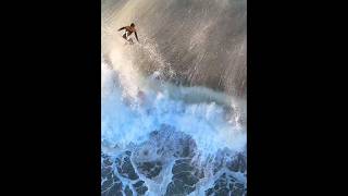 Skurfing aerial on a skimboard skurfing 今日の波 [upl. by Ennovyhc]