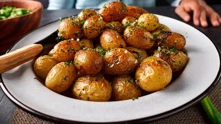 How to make garlic Parmesan potatoes [upl. by Feinstein]