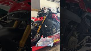 Ducati streetfighter v4s review Cons of owning Part 7 motorcycle ducati ducatistreetfighterv4s [upl. by Nirrat]