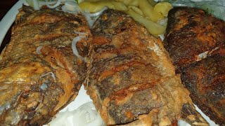 GUTEKA IFI YUMUTSE MENYA UKO IFI ITEKWA MU MAVUTA  Fried fish recipe 🐠 😋 [upl. by Elvis]