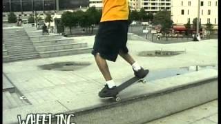 Apprendre le skateboard facilement  débutants [upl. by Yecart946]