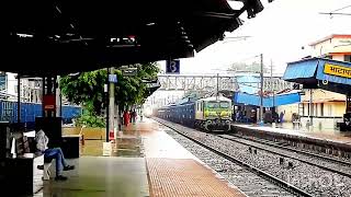 Gitanjali Superfast Express12860  हावड़ा  मुंबई सी एस एम टी गीतांजली सुपरफास्ट एक्सप्रेस। [upl. by Indyc848]