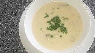 طريقة عمل شوربة الفطر سريعة التحضير  Easy Mushroom Soup [upl. by Eiraminot709]