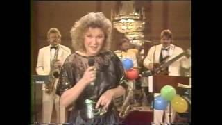 Lotta Engberg m Vikingarna  Genom Vatten och Eld  Live Nyttårsaften 1989 [upl. by Esyle]