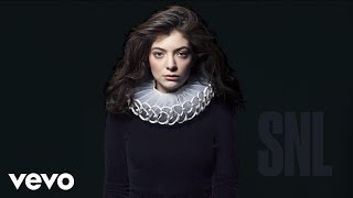 Lorde  Green Light Live On SNL2017 [upl. by Kayne636]