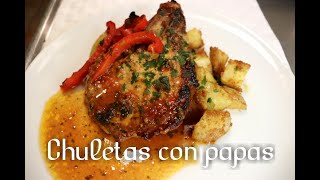 CHULETAS DE CERDO AL HORNO CON PAPAS  DEMASIADO RICO [upl. by Anecuza831]