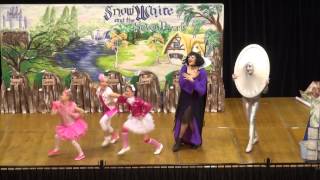 Snow White amp the Seven Dwarfs  mini musical for children [upl. by Godard]