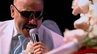 Lupillo Riveras EMOTIONAL Song during Jenni Riveras Funeral Entire song [upl. by Ibot]