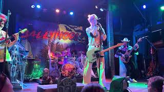 4K Ballyhoo performs “Prisoner” live at The State Theatre [upl. by Kippar]