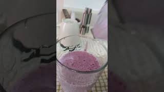 Tropical blend smoothieblueberry mangostrawberries [upl. by Erlandson335]