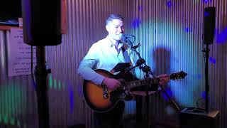 Damian Davis singing Locklins Bar in Boylans Ardee  22nd September 2023 [upl. by Mizuki445]