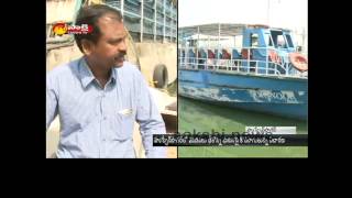 Two boats collision in Hussain Sagar Young Woman died [upl. by Karlis769]