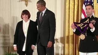 Linda Ronstadt awarded Natl Medal of Arts for oneofakind voice [upl. by Justinian]