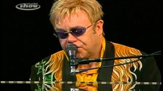 Elton John  Live in São Paulo Brasil 2009  Skyline Pigeon amp Your Song [upl. by Ykceb149]