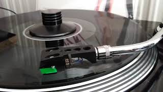 Audio Technica at91 vs at95e vs Ortofon om10 [upl. by Angell985]