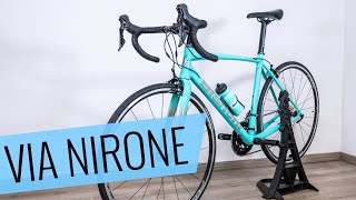 Das BIANCHI EINSTEIGER RENNRAD  Via Nirone 7 2021 im Review  Fahrradorg [upl. by Norahs]