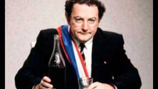 Coluche  Ladministration [upl. by Cuthburt399]