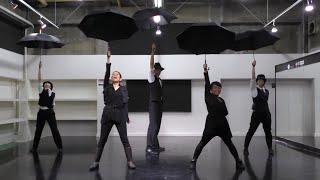 Gleedom  Singing In The Rain  Umbrella [upl. by Tadich]