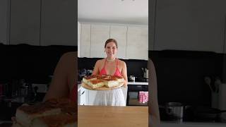 Bienenstich 🌰 RECIPE Part 2 rezept backen bienenstich vanille mandeln bake hefeteig crema [upl. by Aridan]