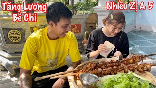 Lộc Fuho  Tăng Lương Cho Bé Chi Và ĂN 2 Cây Xuyên Que Khổng Lồ [upl. by Nnav]