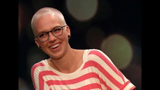 Stefanie Heinzmann im Talk bei quotGredig direktquot  SRF 2852020 [upl. by Hammer]