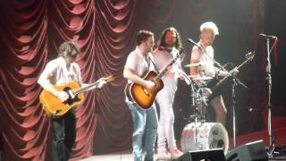 Kings of Leon  The Runner  Comeback Story  live in Zurich  Hallenstadion 30052017 [upl. by Dyal]