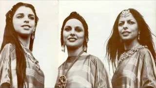 Algerie ancien chant kabyle group djurdjura YouTube [upl. by Ylreveb140]