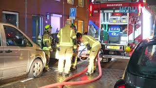 Vier woningen lopen schade op bij grote brand Beverstraat Rotterdam [upl. by Jaela702]