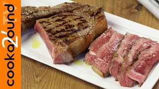 Bistecca stile fiorentina al forno  Ricetta secondi carne [upl. by Fee]