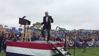 Dick Van Dyke dances for joy at a Bernie Sanders rally [upl. by Timothea]