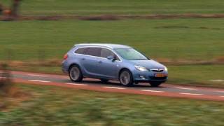 Opel Astra Sports Tourer roadtest english subtitled [upl. by Annaer]