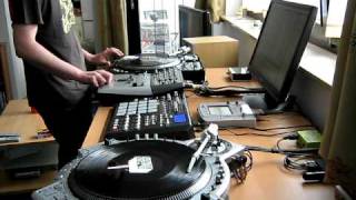 Freestyle Scratch amp Compose Session with Vestax Controller One amp QFO [upl. by Enyawud]