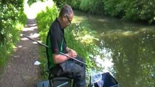 Crowthorne Angling on Basingstoke Canal [upl. by Oelgnaed]