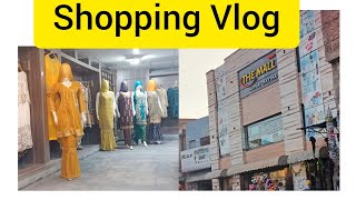 Barish waly mosam main shopping karny gai shopping vlog [upl. by Homerus]