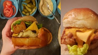 برغر دجاج مقرمش مداق رهيب schicken burger rezept [upl. by Eremihc496]