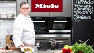 Rezept Lammrücken im RosmarinPopcornmantel I Miele [upl. by Akemet]