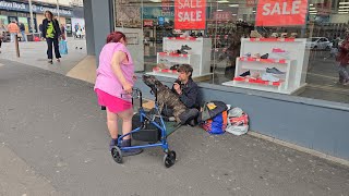 BLACKPOOL TOWN CENTRE  HOLIDAY MAKERS amp HOMELESS INTERVIEW MEET JOHN [upl. by Navy306]