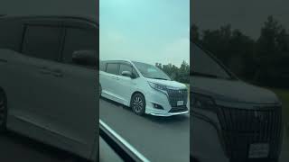 Toyota Esquire vs Toyota Harrier [upl. by Storz723]