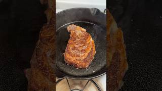 Cooking a ribeye steak in a castiron skillet steak cooking recipe [upl. by Uba]