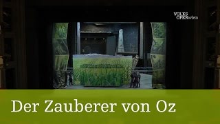 Der Zauberer von Oz – Der Bühnenbildaufbau  Volksoper Wien [upl. by Hy]