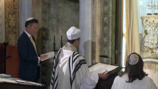 Cantor Azi Schwartz  Ma Tovu  Erev Rosh Hashanah 2015 [upl. by Jeromy]