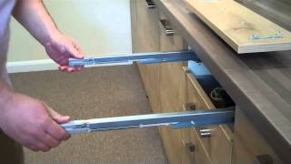 How to remove the drawer from built in kitchen Chippendale Grass Drawer Box Nova Pro [upl. by Sherilyn]