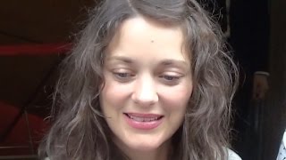 Marion COTILLARD  Paris le 15 septembre 2016 RTL pour Juste La Fin du Monde [upl. by Icyak912]