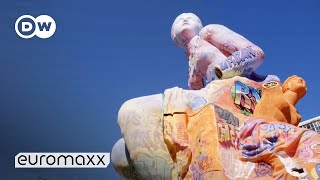 Las Fallas in Valencia Spain  Burning Giant Statues  Fire Festival in Valencia  Las Fallas 2019 [upl. by Takakura73]