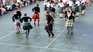 How to Scottish Dance  quotBroadswordsquot Dance [upl. by Nylorahs]